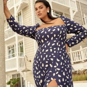 REFORMATION Sigmund Dress Extended Sizes Collection in Navy Blue and white print